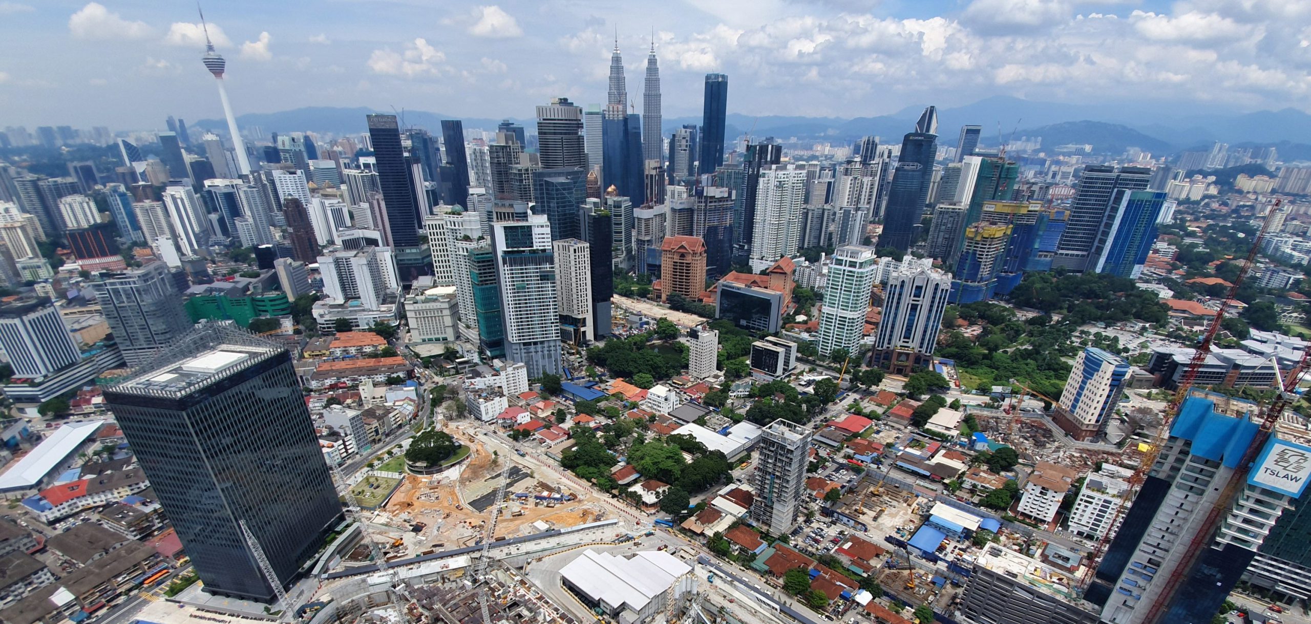 You are currently viewing TAWARAN PENGAMBILALIHAN LTAT DALAM BOUSTEAD HOLDINGS MENJADI TIDAK BERSYARAT